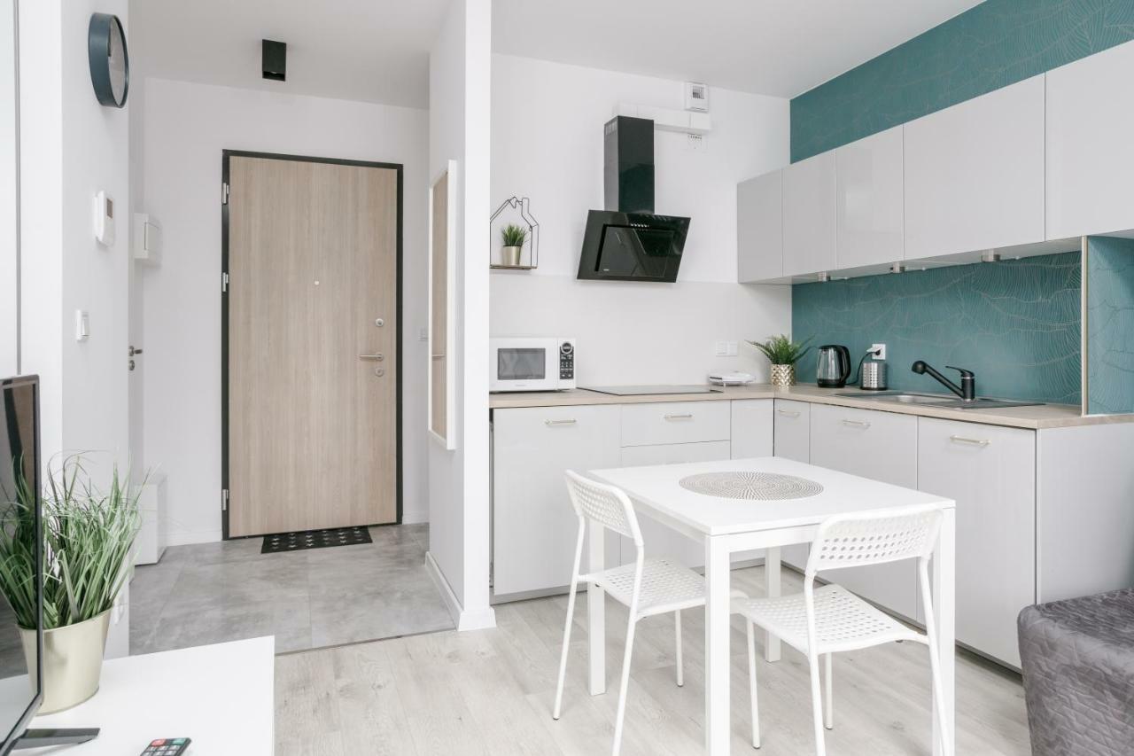 Chill Apartments Wola Warsaw Ngoại thất bức ảnh
